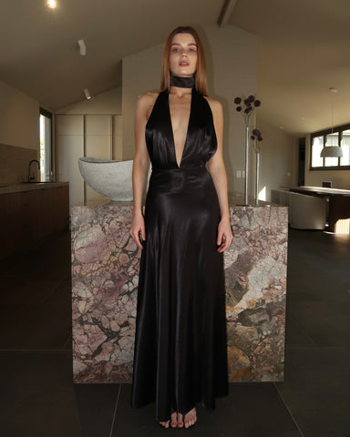 BLACK HALTER MAXI